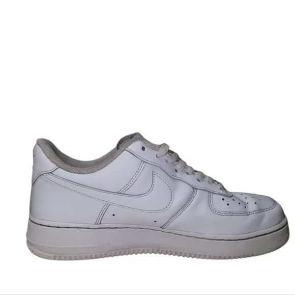 NIKE Air Force One White CW2288-111, Size 9 - Picture 2 of 11